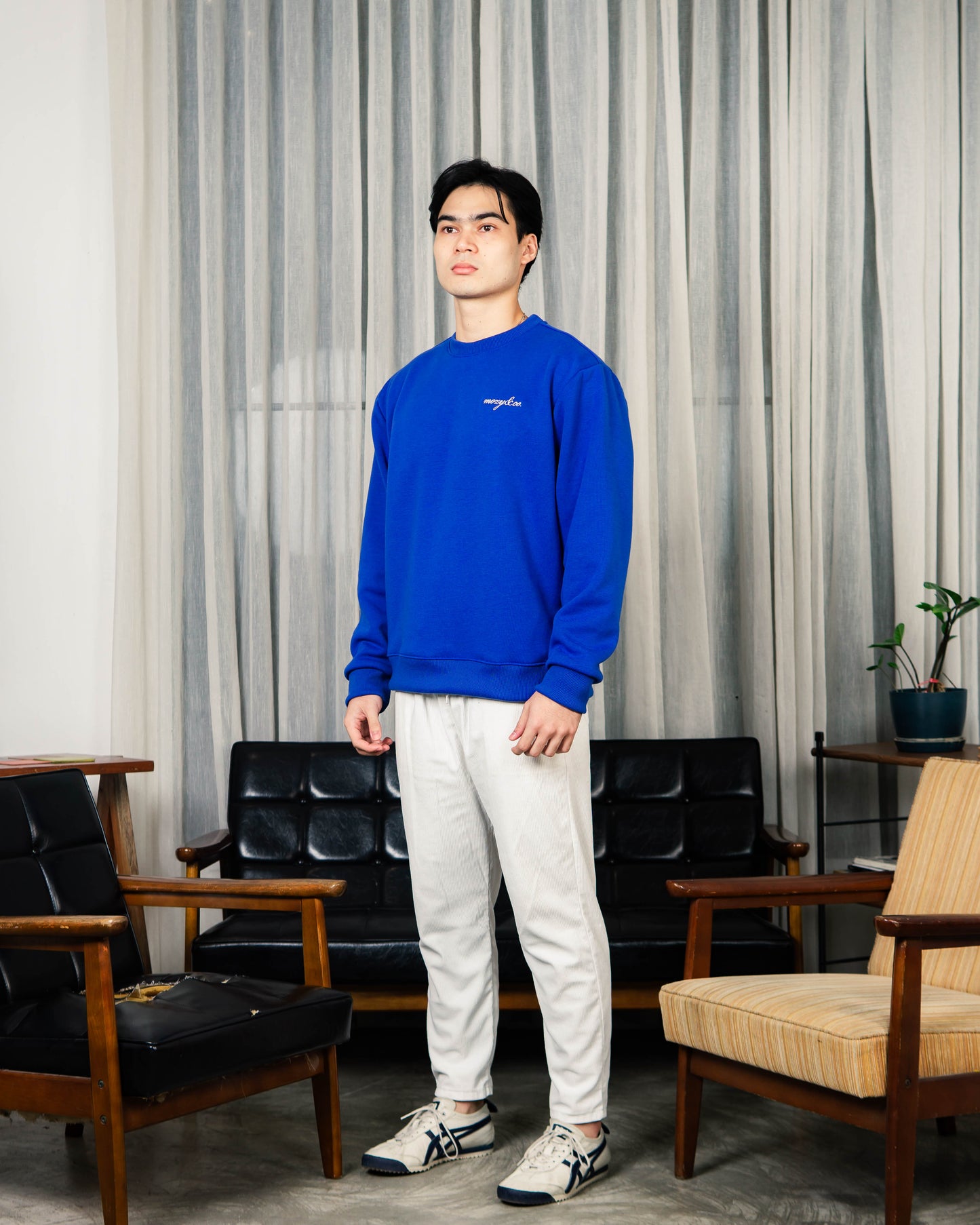 mozy&co. "Still Weather" Pullover in Blue