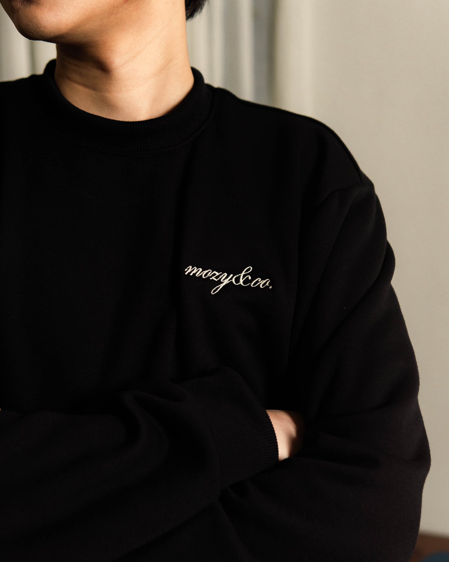 mozy&co. "Still Weather" Pullover in Black