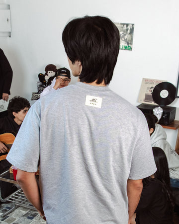 Outline Tee in Sporty Gray